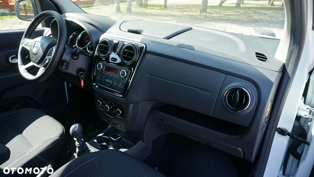 Dacia Lodgy 1.5 Blue dCi Laureate S&S EU6d - 21