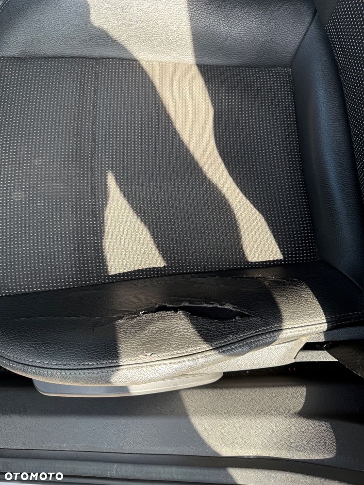 Opel Astra 1.6 Sport - 11