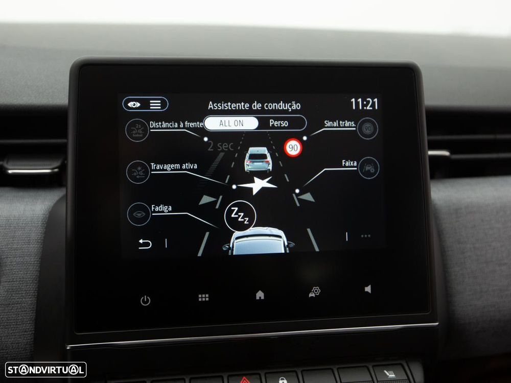 Renault Clio 1.0 TCe Evolution - 23