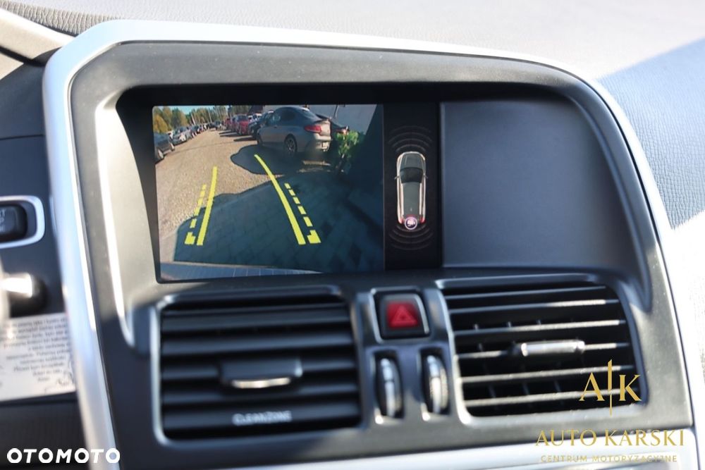 Volvo XC 60 - 25