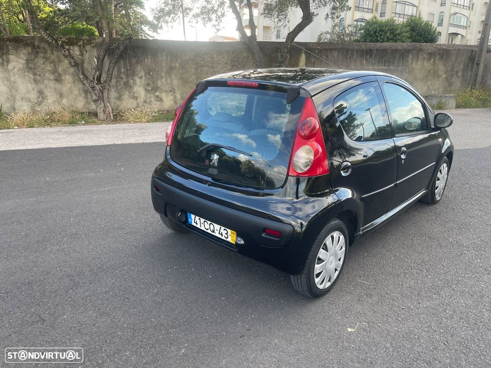 Peugeot 107 1.4 HDi Trendy - 4