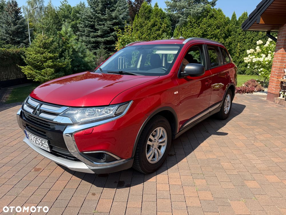 Mitsubishi Outlander 2.0 Intense + 2WD - 2