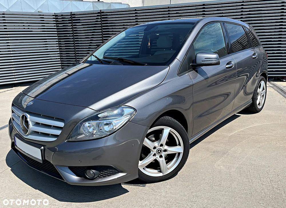 Mercedes-Benz Klasa B 180 d BlueEFFICIENCY Edition Style - 3