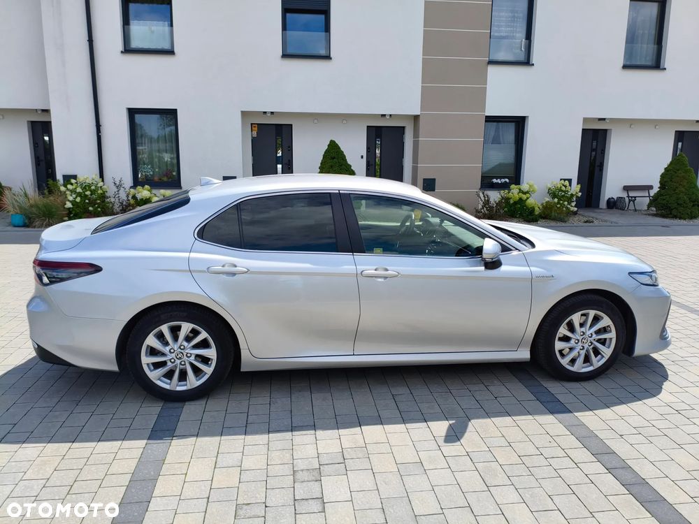 Toyota Camry 2.5 Hybrid Comfort CVT - 12
