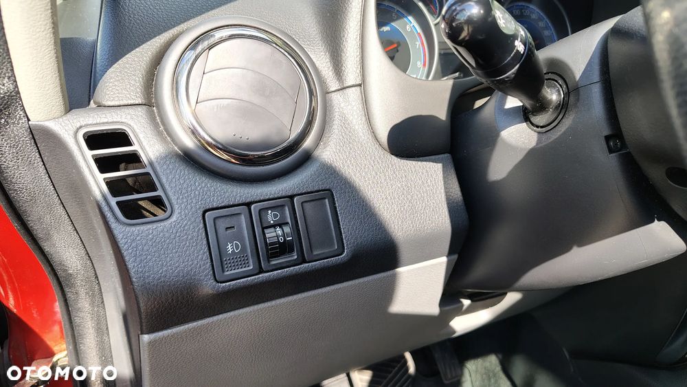 Suzuki SX4 1.6 Premium - 16