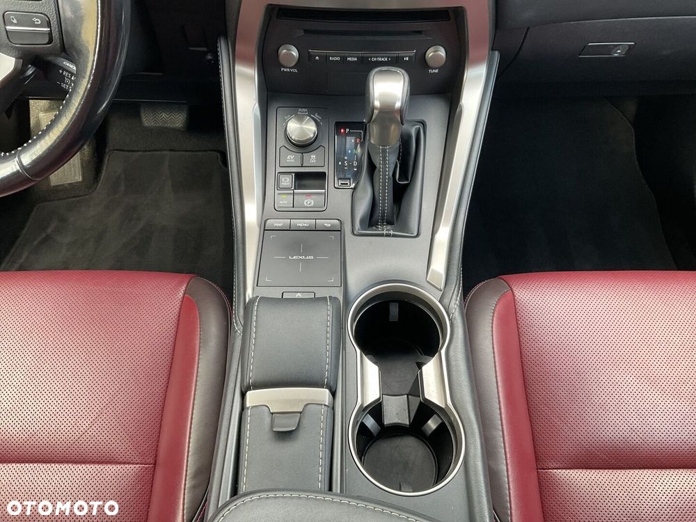 Lexus NX 300h Comfort AWD - 27