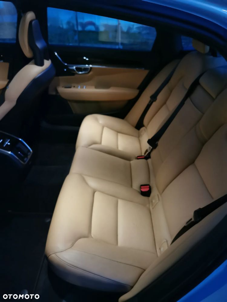 Volvo S90 T5 Momentum - 28