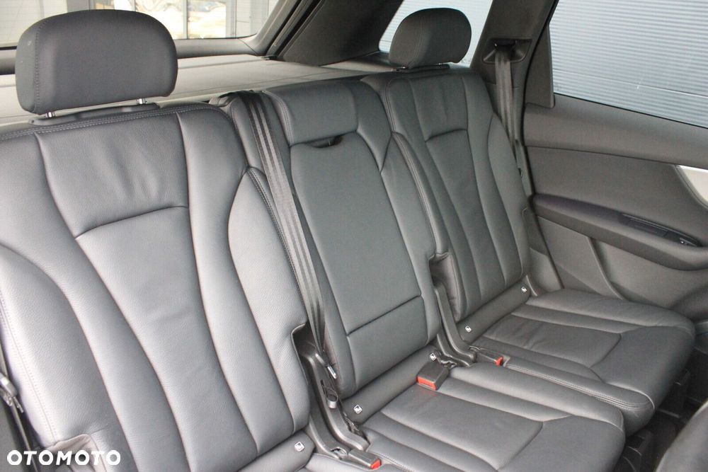 Audi Q7 - 37