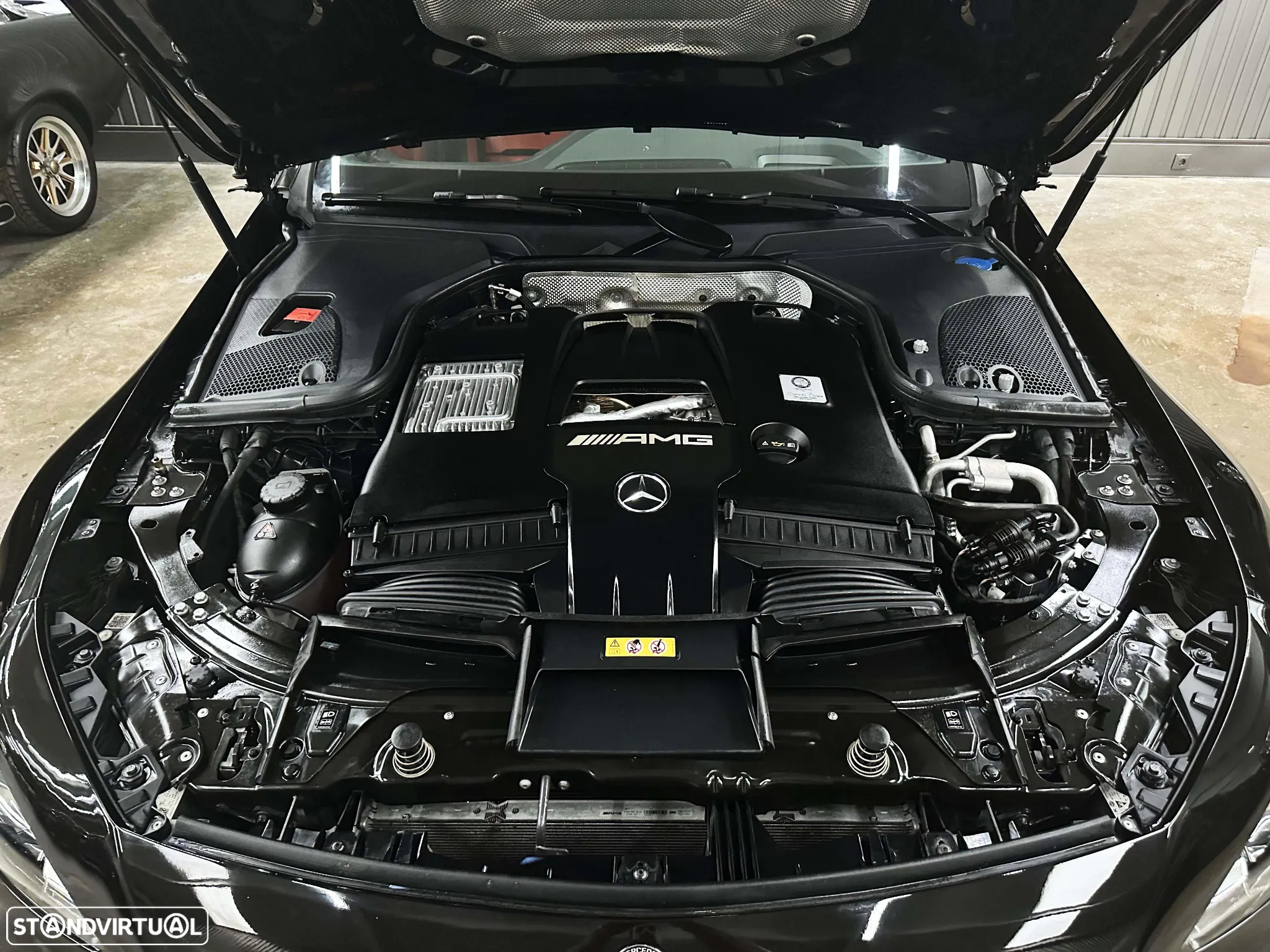 Mercedes-Benz AMG GT 63 4MATIC+ - 54
