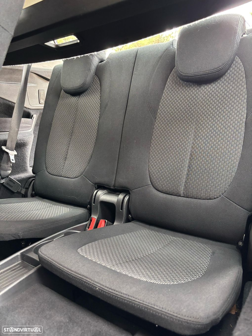 BMW 216 Gran Tourer d - 13