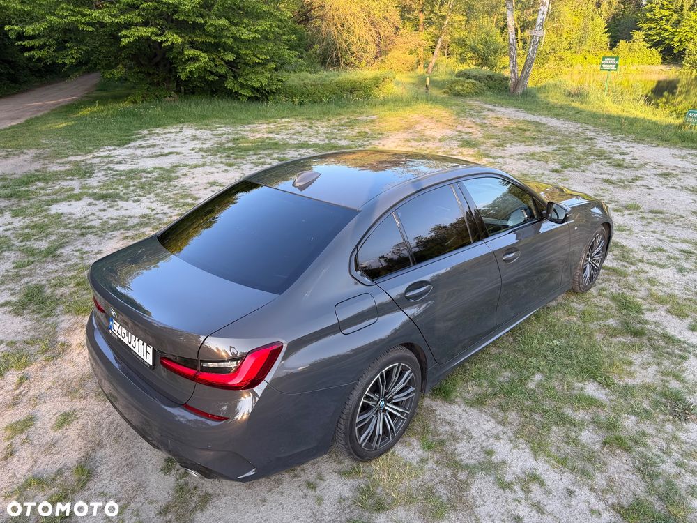 BMW Seria 3 320d xDrive M Sport Shadow - 15