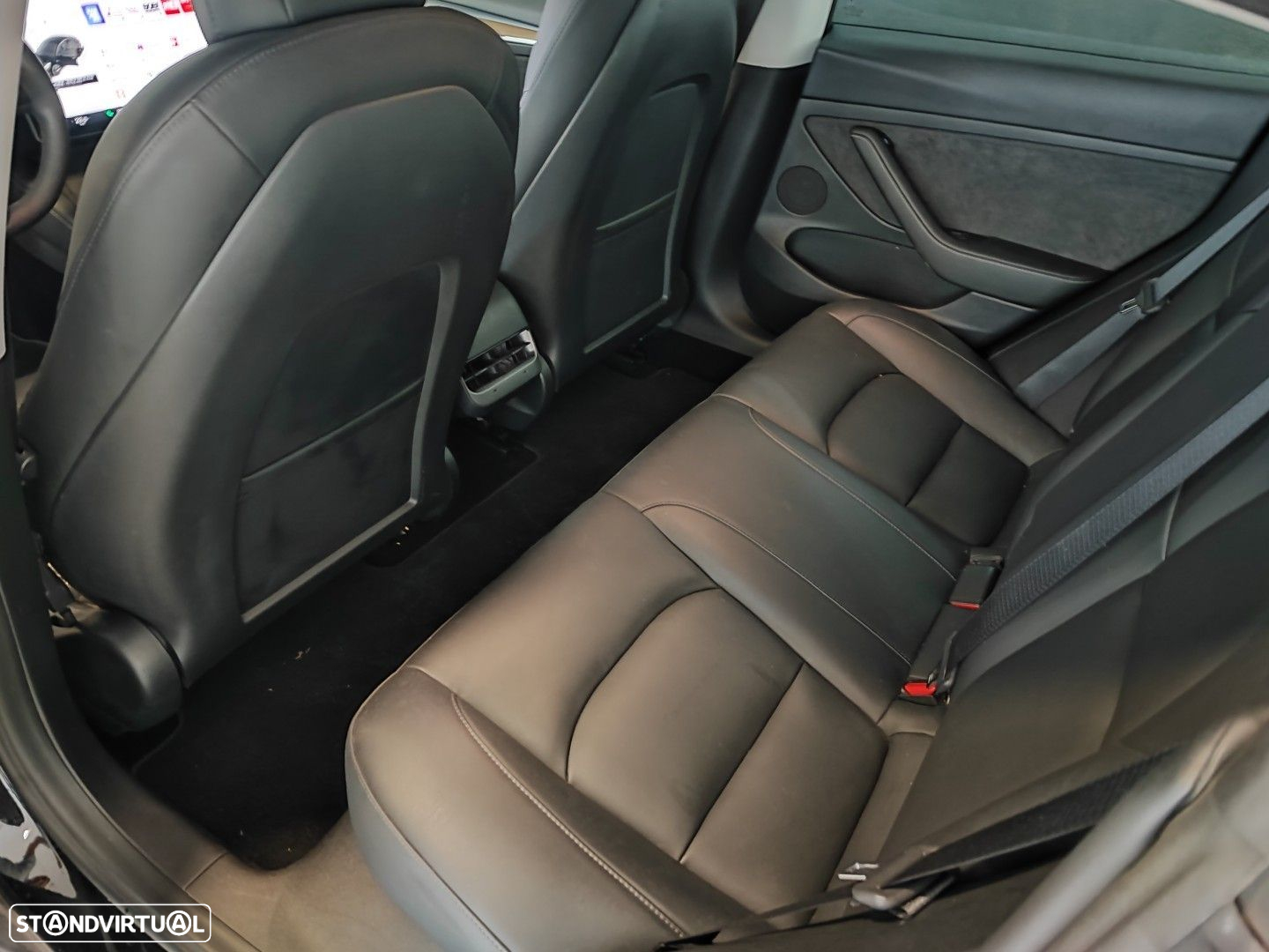 Tesla Model 3 Standard Range Plus RWD - 4