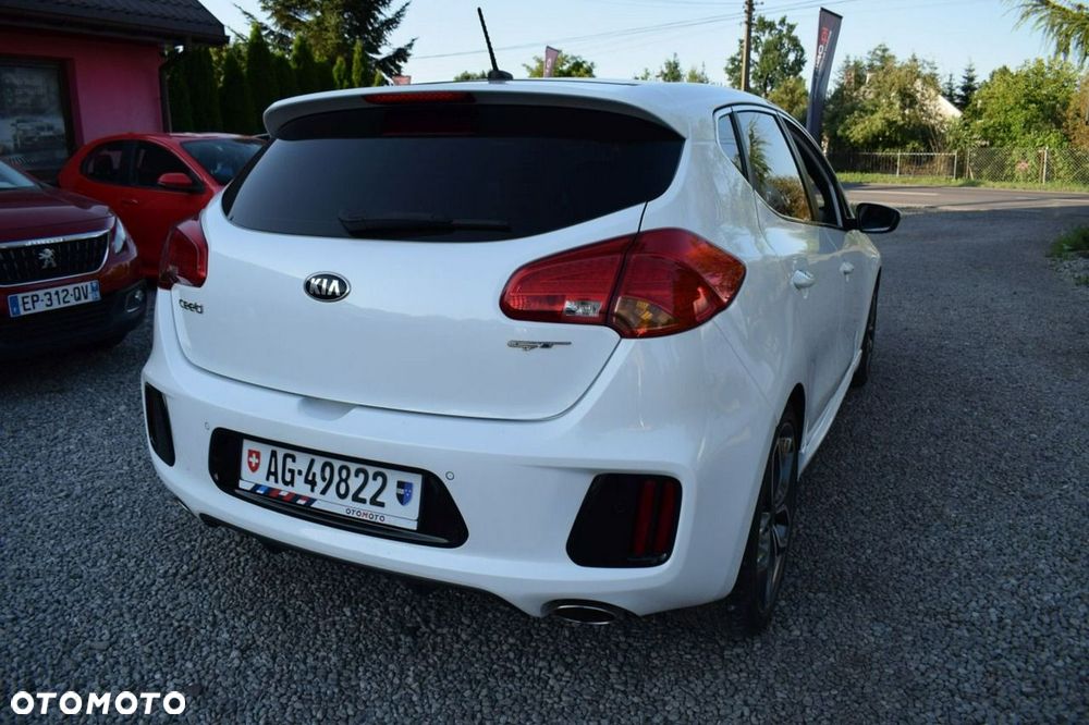 Kia Ceed - 5