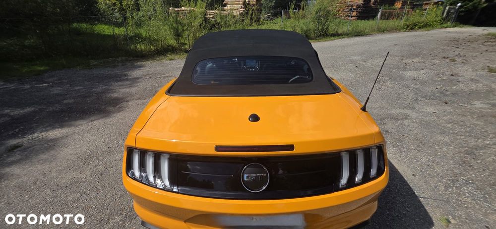 Ford Mustang - 7