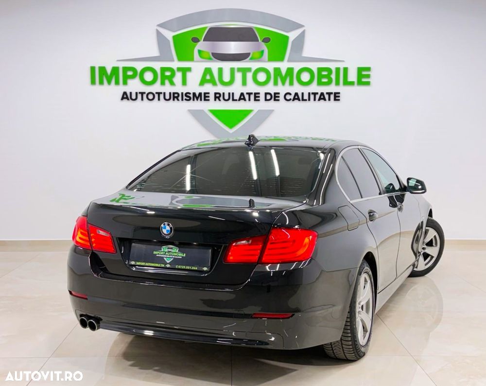 BMW Seria 5 520d Aut. - 14