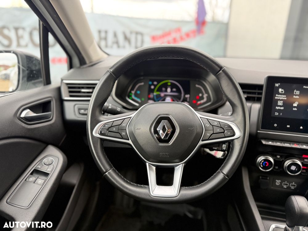 Renault Clio V E-Tech 145 Techno - 11