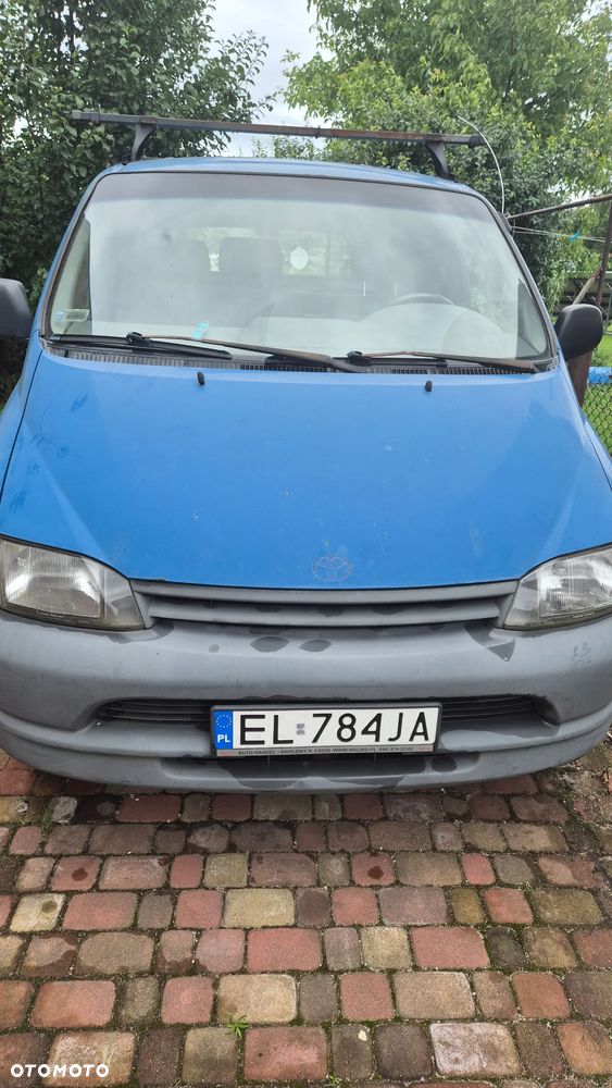 Toyota HIACE - 2