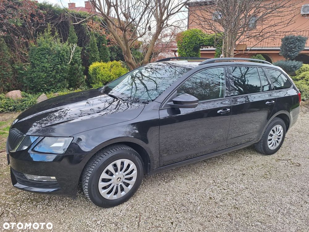 Skoda Octavia 1.6 TDI Active - 1