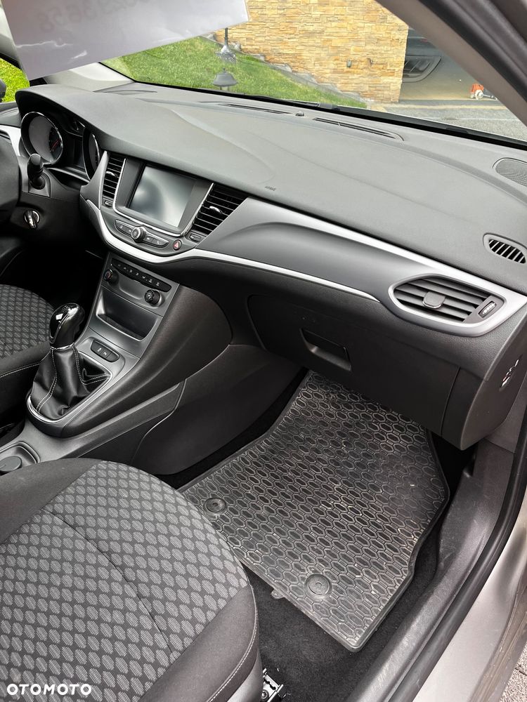 Opel Astra V 1.4 T Enjoy - 12