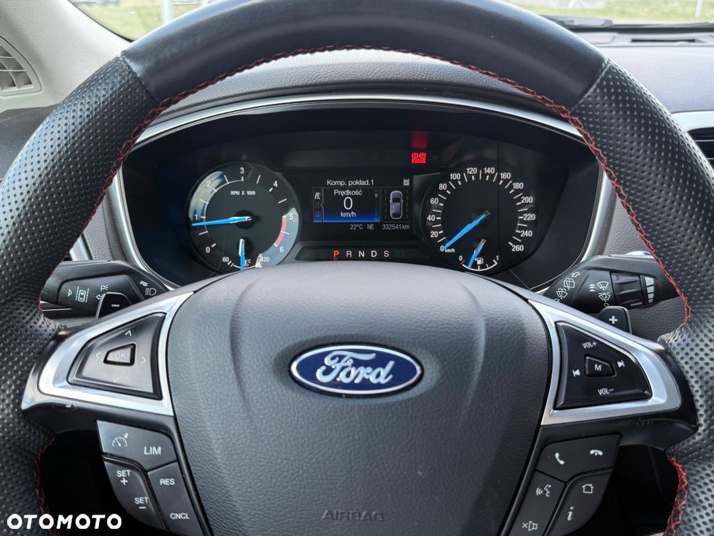 Ford Mondeo 2.0 TDCi Titanium PowerShift - 19