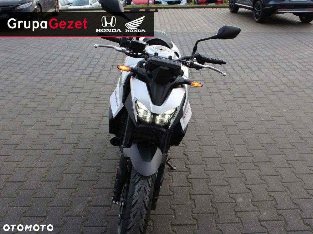 Honda CB - 11