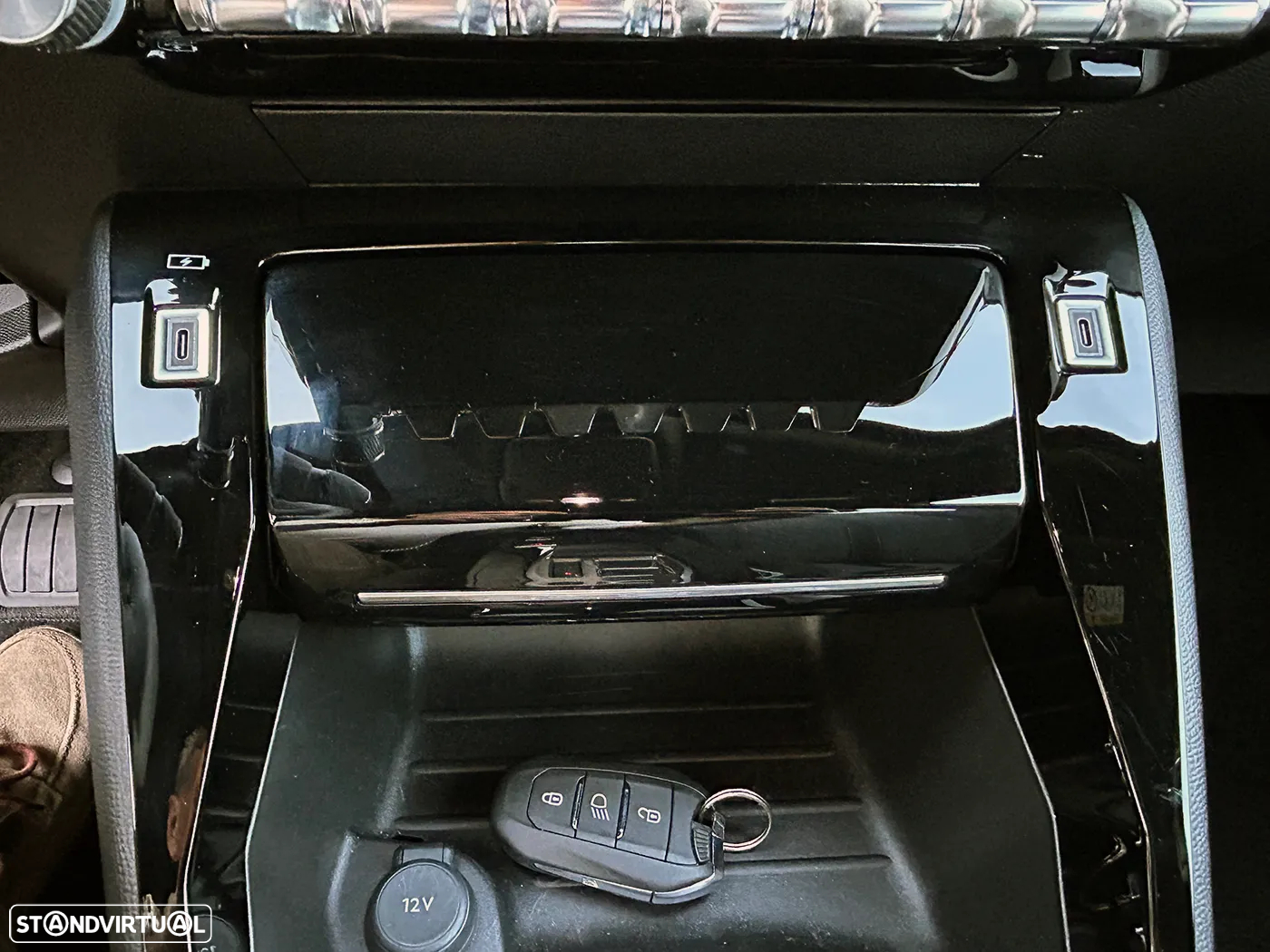 Peugeot e-2008 50 kWh Allure Pack - 37