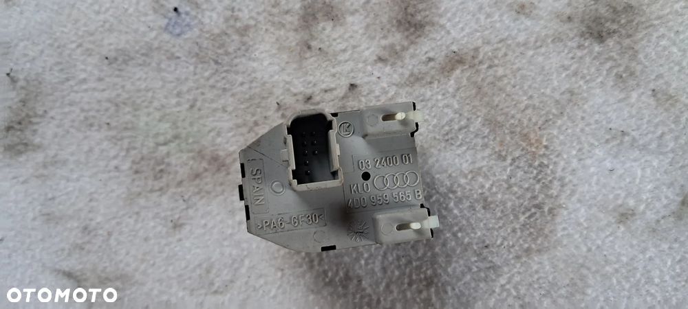 Przełącznik Regulacji Składania Lusterek Audi A4 B5 A8 D2 4D0959565B - 4