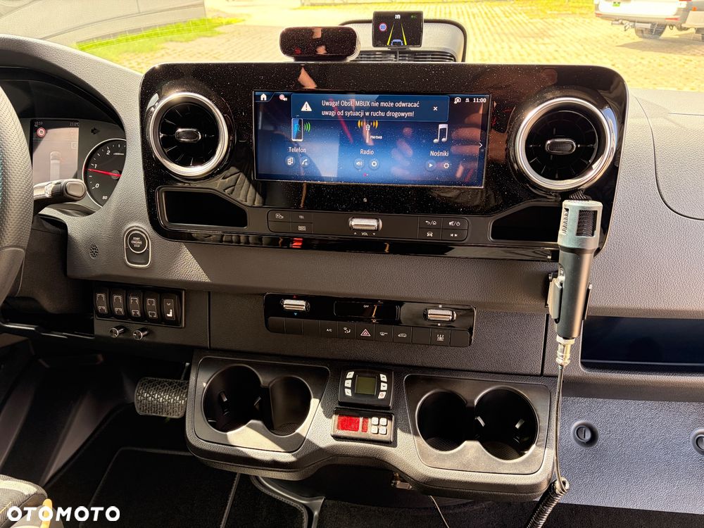 Mercedes-Benz Sprinter 519 - 36