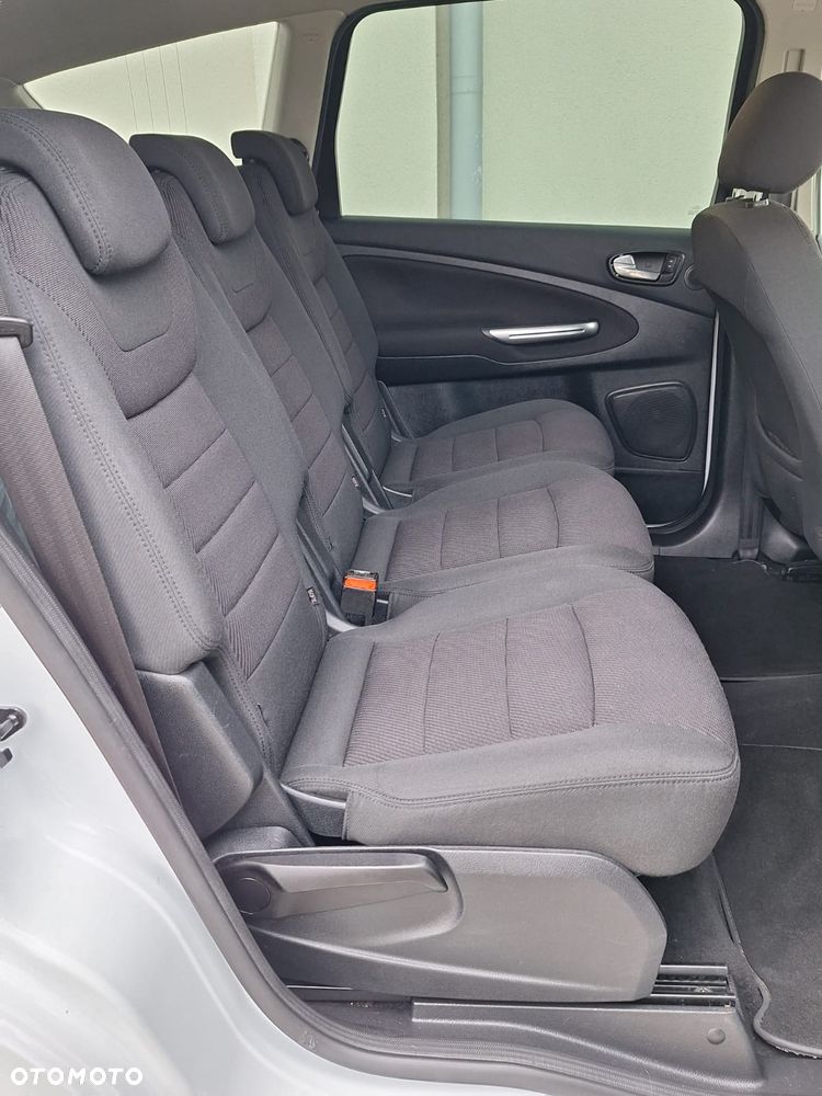 Ford S-Max 2.0 TDCi DPF Titanium X - 16