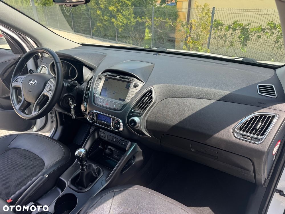 Hyundai ix35 blue 1.6 2WD Finale Gold - 22