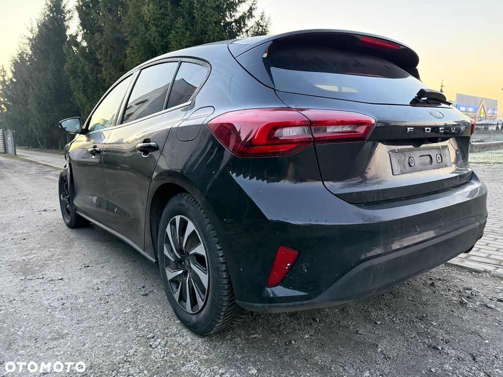 Ford Focus 1.0 EcoBoost Hybrid ACTIVE X - 9