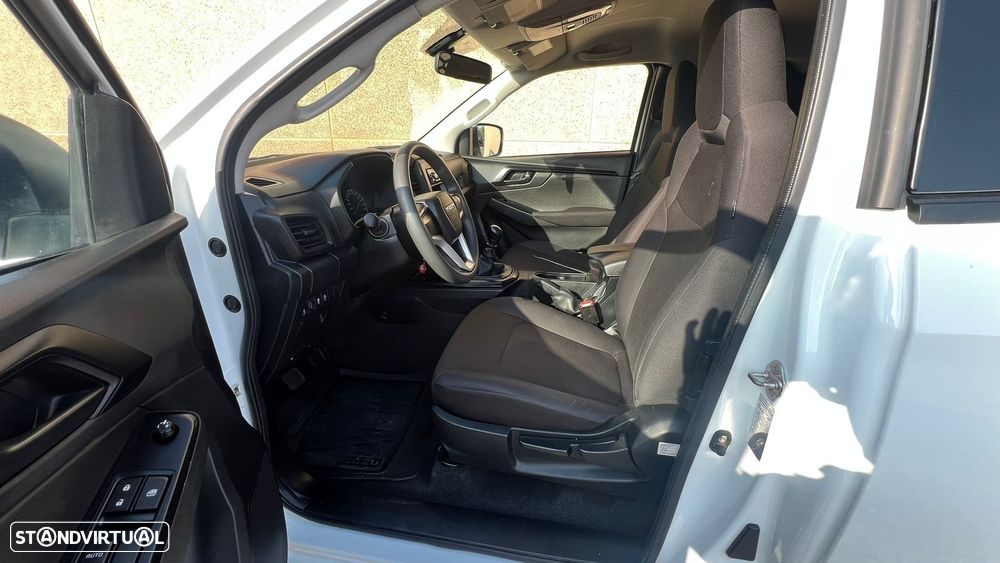 Isuzu D-Max - 7