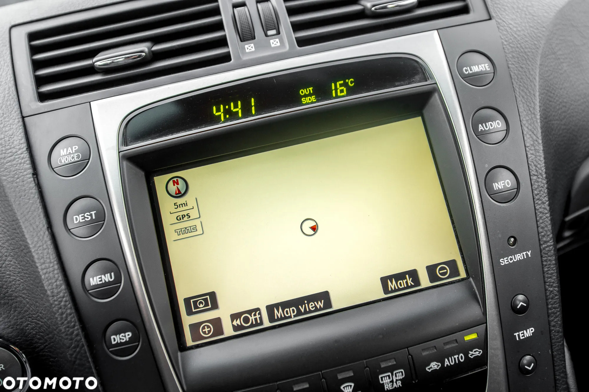 Lexus GS 450h Classic - 36