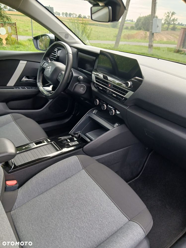 Citroën C4 BlueHDi 130 Stop&Start EAT8 FEEL PACK - 16