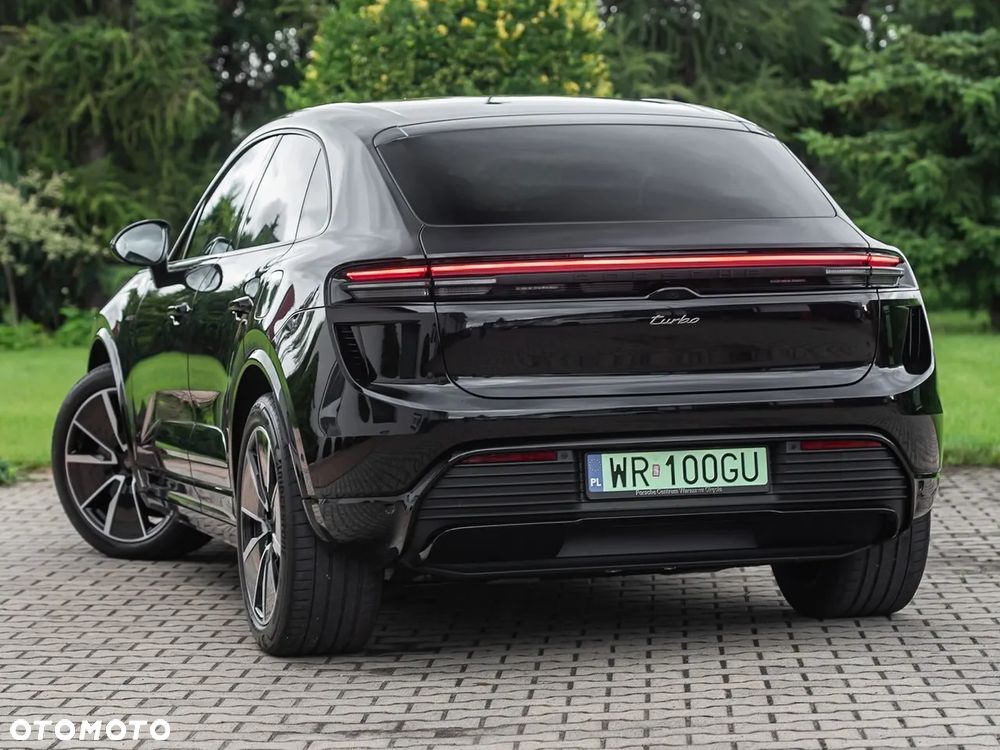 Porsche Macan - 8