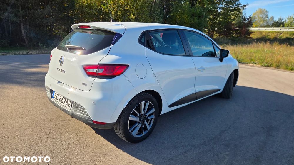 Renault Clio - 2