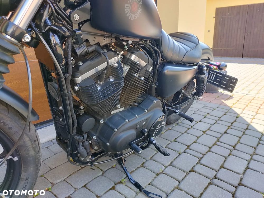 Harley-Davidson Sportster Iron 883 - 4