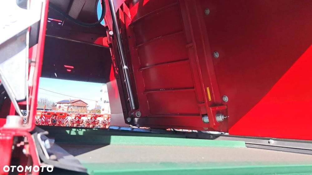 Inny Wóz paszowy 18m3 - 11