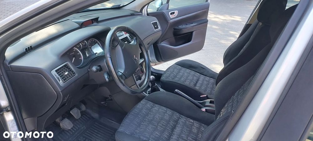 Peugeot 307 HDi 110 Premium - 7