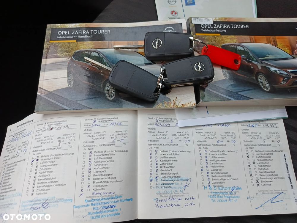 Opel Zafira 2.0 CDTI Cosmo - 32