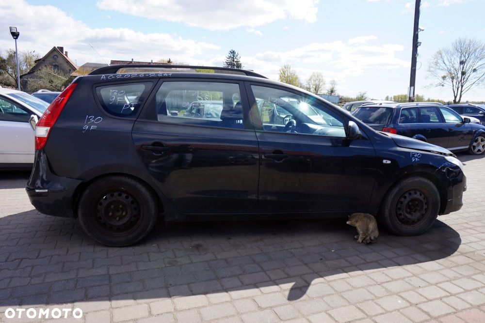 HYUNDAI I30 I KOMBI 2008 9F 1.6 CRDI D4FB 0KM SZARY na części - 6