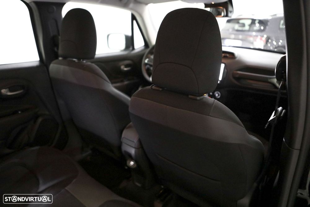 Jeep Renegade 1.5 TG e-Hybrid Altitude DCT - 13