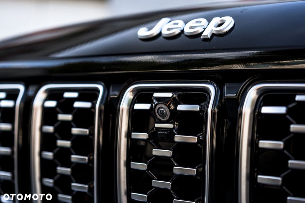 Jeep Grand Cherokee 3.6 V6 Summit - 30