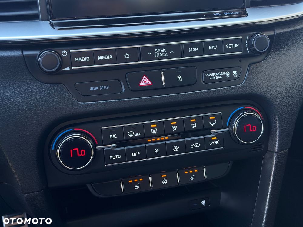 Kia Ceed 1.4 T-GDI OPF Platinum Edition - 25