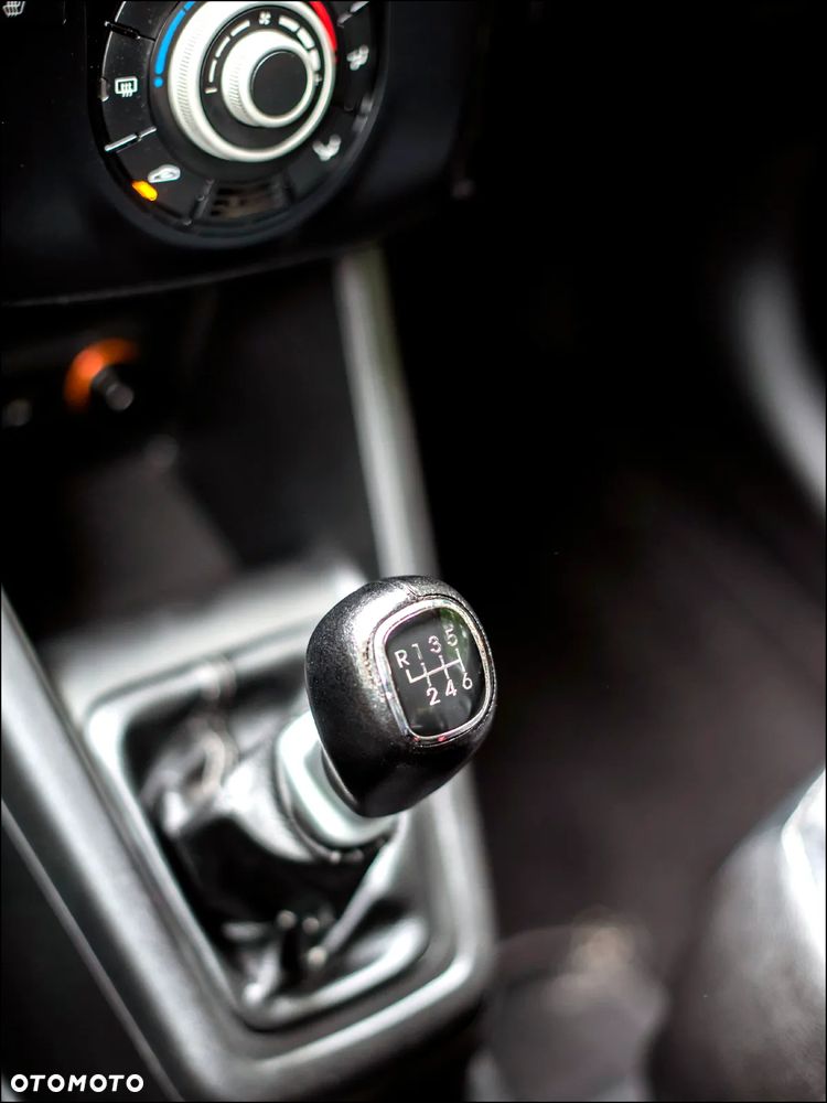 Kia Venga - 32