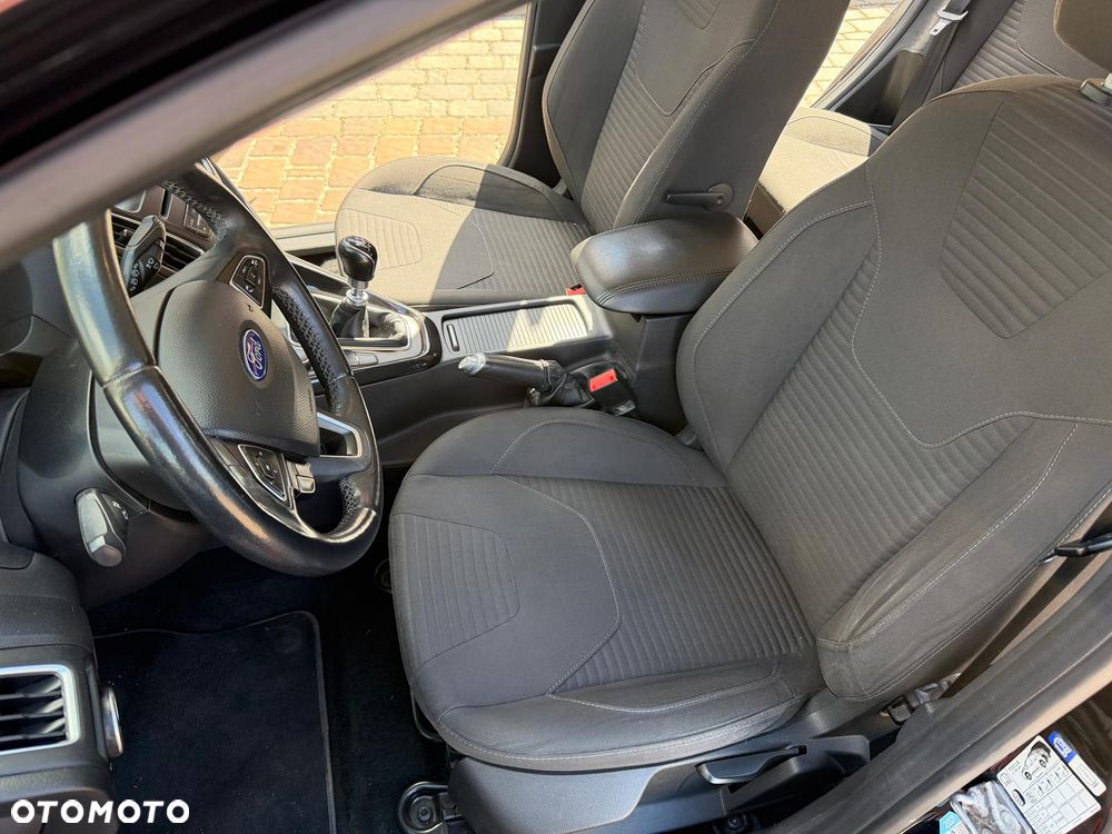Ford Focus - 15