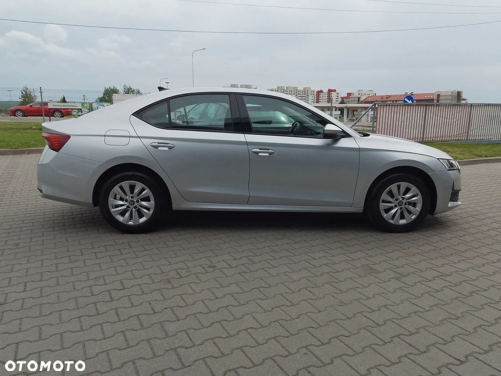 Skoda Octavia 1.5 TSI Essence - 4