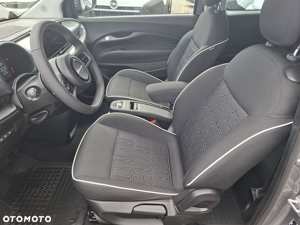 Fiat 500e - 12