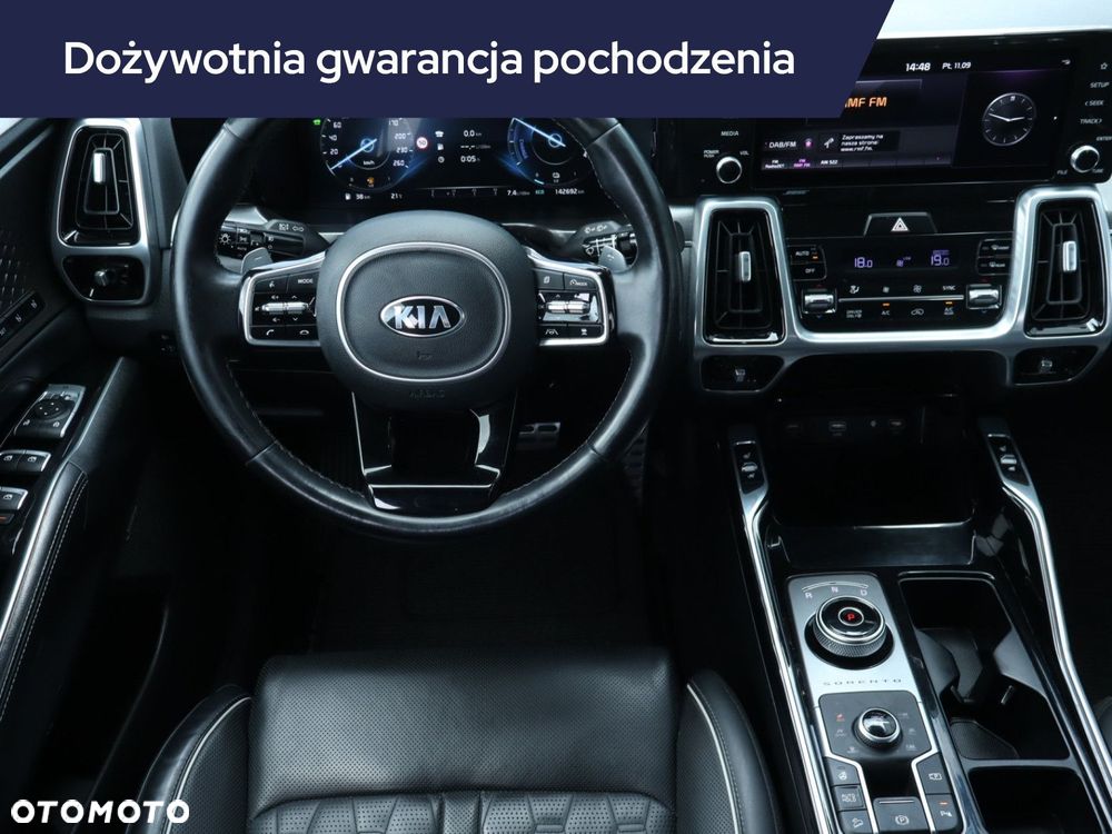 Kia Sorento - 9