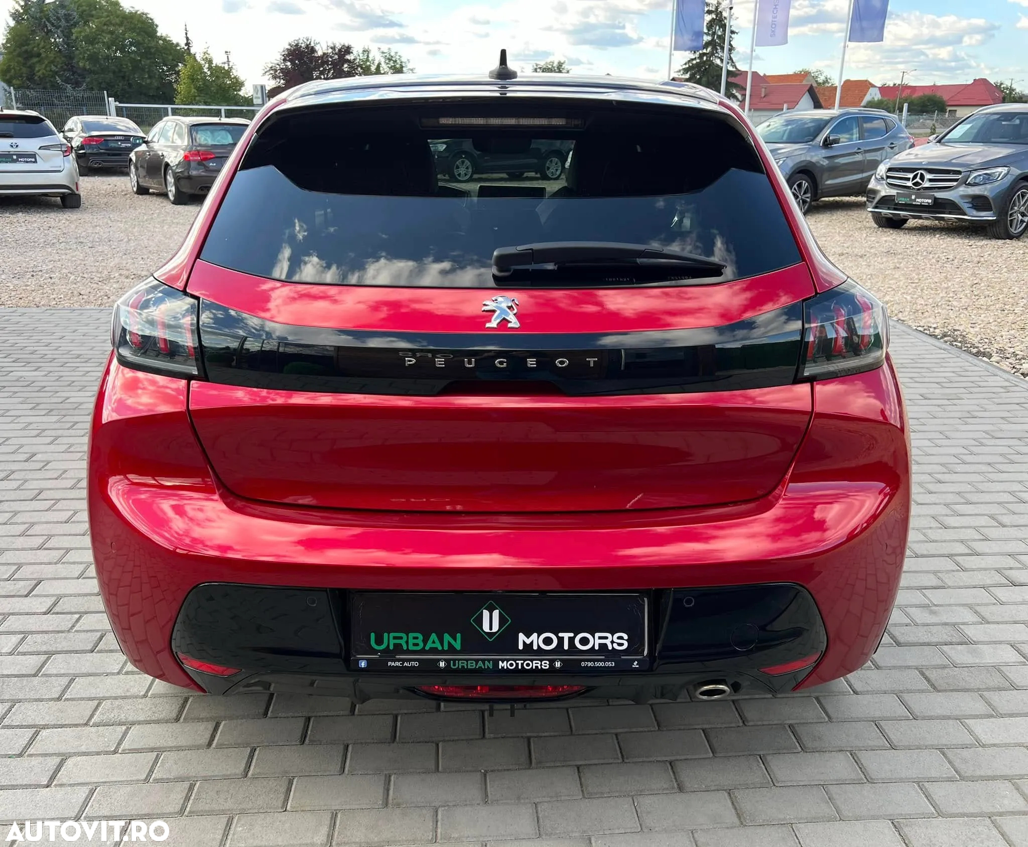 Peugeot 208 PureTech 100 GT Pack - 16